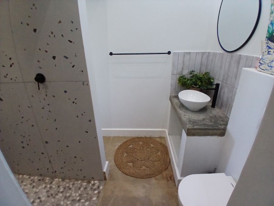 5 Bedroom Property for Sale in Morgans Bay Eastern Cape